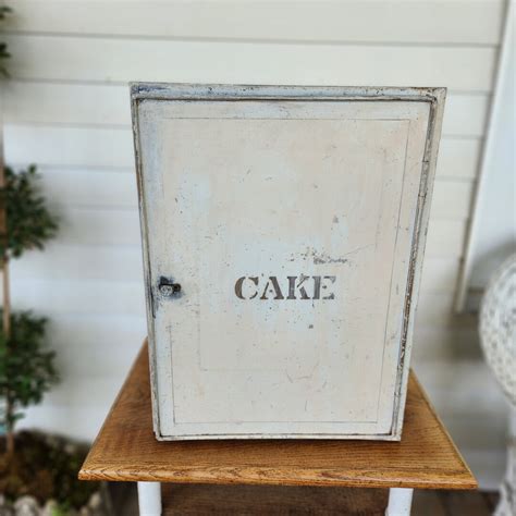 metal cake box|Vintage Metal Cake Box .